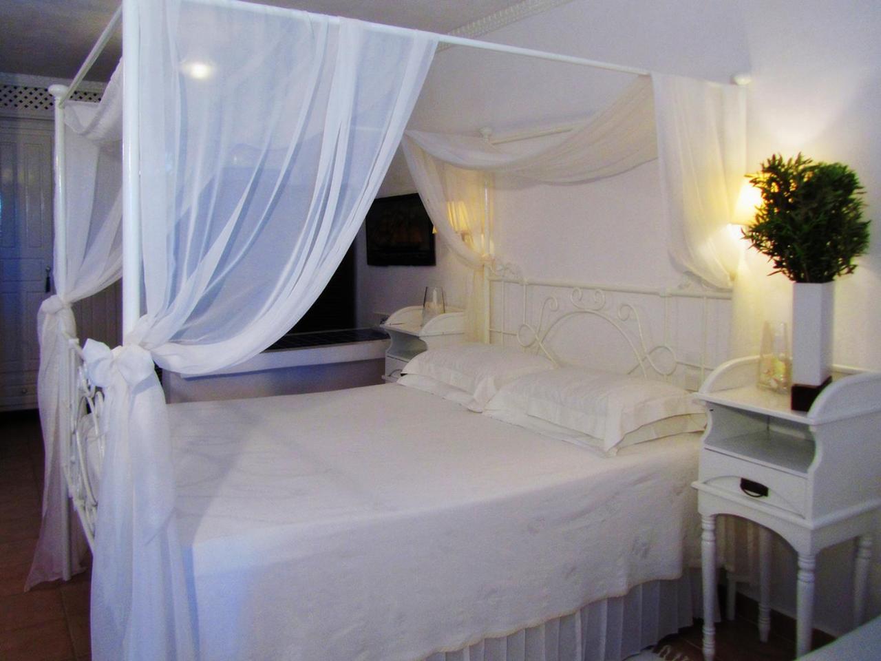 Porto Scoutari Romantic Hotel Skála Exterior foto